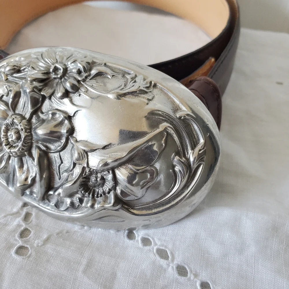 Vintage Art Nouveau Belt Buckle